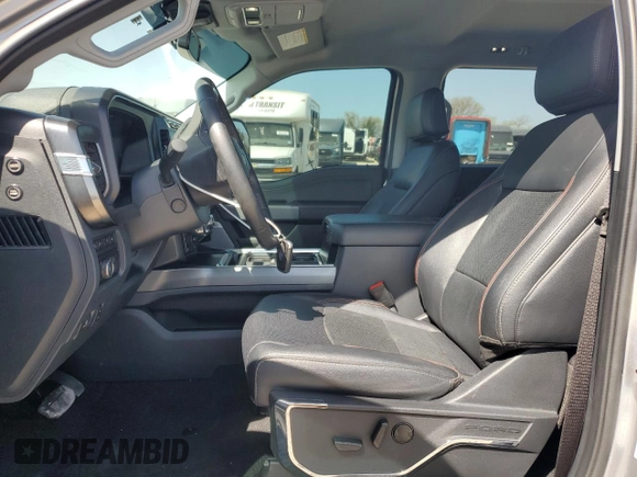 2023 Ford F-350 XL с VIN 1FT8W3BT5PEE10395, выставлен на аукционе Copart как лот 50371135 с пробегом 33 384 миль миль и Списание • Salvage title. История ставок и продаж доступна на DreamBid. Изображение 7.