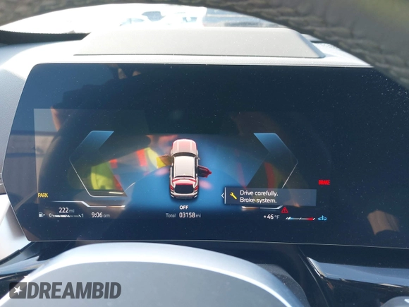 2024 BMW X1 xDrive28i с VIN WBX73EF0XR5Z50590, выставлен на аукционе IAAI как лот 42052219 с пробегом 3 158 миль миль и . История ставок и продаж доступна на DreamBid. Изображение 7.