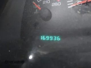 2000 Dodge Dakota Sport with VIN 1B7GL2AN4YS691223, listed as a IAAI auction lot 41964561 with 169,936 mi miles. Bid and sale history available at carsss.com. Image 7.