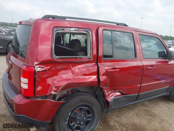 2016 Jeep Patriot Sport with VIN 1C4NJPBB4GD777312, listed as a IAAI auction lot 41906384 with 154,751 mi miles. Bid and sale history available at carsss.com. Image 18.
