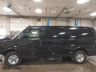2019 GMC Savana Cargo Van with VIN 1GTW7AFG3K1152819, listed as a IAAI auction lot 40154108 with 137,931 mi miles. Bid and sale history available at carsss.com. Image 15.