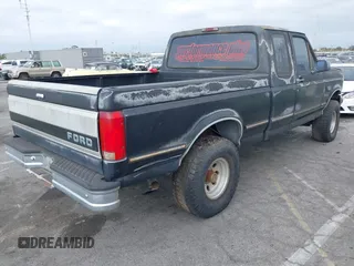 1995 Ford F-150 with VIN 1FTEX15H0SKB60831, listed as a IAAI auction lot 42075580 with 158,267 mi miles. Bid and sale history available at carsss.com. Image 4.
