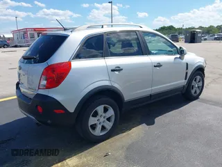 2013 Chevrolet Captiva Sport LS z VIN 3GNAL2EKXDS639719, wystawiony jako IAAI lot #42269437 z przebiegiem 111 361 mil mil oraz . Historia ofert i sprzedaży dostępna na DreamBid. Obrazek 4.