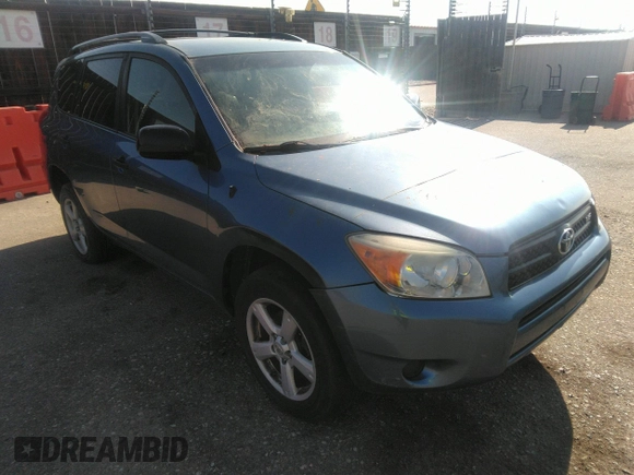 2007 Toyota RAV4 with VIN JTMBK33V676020269, listed as a IAAI auction lot 42121522 with 327,878 mi miles. Bid and sale history available at carsss.com. Image 1.