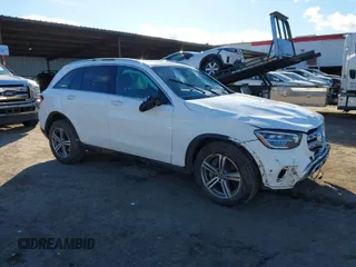 2021 Mercedes-Benz GLC 300 z VIN W1N0G8EB8MV308670, wystawiony jako IAAI lot #41626354 z przebiegiem 85 278 mil mil oraz . Historia ofert i sprzedaży dostępna na DreamBid. Obrazek 1.