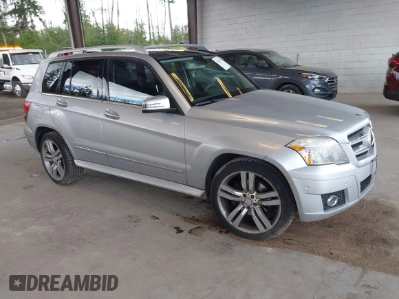 2010 Mercedes-Benz GLK 350 z VIN WDCGG8HB8AF485186, wystawiony jako IAAI lot #42238923 z przebiegiem 119 666 mil mil oraz . Historia ofert i sprzedaży dostępna na DreamBid. Obrazek 1.
