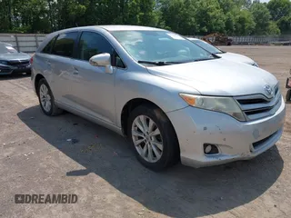 2013 Toyota Venza LE with VIN 4T3ZA3BB4DU076150, listed as a IAAI auction lot 42550519 with 215,199 mi miles and . Bid and sale history available at DreamBid. Image 1.