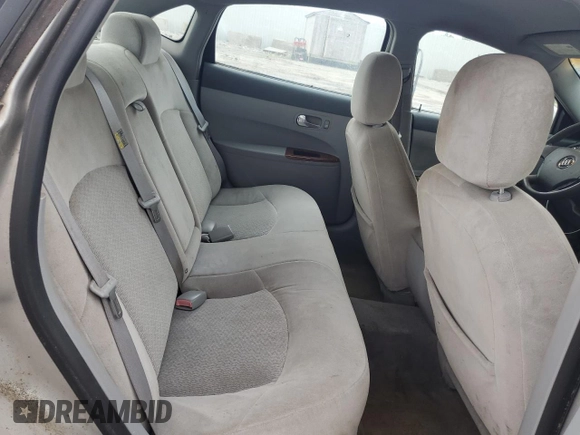 2006 Buick LaCrosse CX z VIN 2G4WC552761111730, wystawiony jako Copart lot #55835895 z przebiegiem 159 624 mil mil oraz Nie do naprawy • Non repairable. Historia ofert i sprzedaży dostępna na DreamBid. Obrazek 10.
