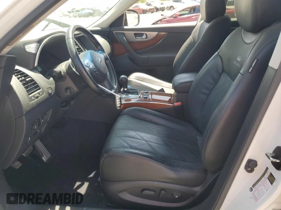 2014 Infiniti QX70 с VIN JN8CS1MU8EM451823, выставлен на аукционе Copart как лот 61134355 с пробегом 90 903 миль миль и Списание • Salvage title. История ставок и продаж доступна на DreamBid. Изображение 7.
