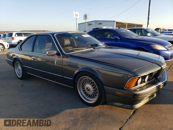 1987 BMW M6 z VIN WBAEE1405H2560004, wystawiony jako Copart lot #85741934 z przebiegiem 124 692 mil mil oraz Czysty tytuł • Clean title. Historia ofert i sprzedaży dostępna na DreamBid. Obrazek 4.