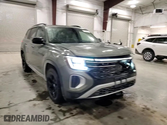 2024 Volkswagen Atlas Peak Edition SE z VIN 1V2CR2CA2RC595138, wystawiony jako Copart lot #57865435 z przebiegiem 24 039 mil mil oraz Szkoda całkowita • Salvage title. Historia ofert i sprzedaży dostępna na DreamBid. Obrazek 14.