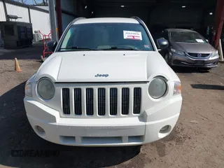 2008 Jeep Compass Sport with VIN 1J8FF47W98D584311, listed as a IAAI auction lot 41644836 with 213,271 mi miles and . Bid and sale history available at carsss.com. Image 12.