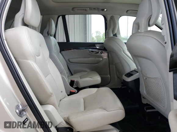 2016 Volvo XC90 T6 Momentum with VIN YV4A22PK3G1061684, listed as a Copart auction lot 56065185 with 186,471 mi miles and Salvage title. Bid and sale history available at DreamBid. Image 11.