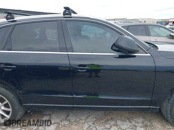 2011 Audi Q5 Premium Plus z VIN WA1LFAFP2BA088692, wystawiony jako IAAI lot #42433808 z przebiegiem 152 146 mil mil oraz . Historia ofert i sprzedaży dostępna na DreamBid. Obrazek 13.