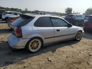 1996 Honda Civic CX with VIN 2HGEJ632XTH118948, listed as a Copart auction lot 67558074 with 172,034 mi miles and Salvage Title. Bid and sale history available at carsss.com. Image 3.
