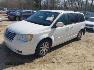 2009 Chrysler Town & Country Touring with VIN 2A8HR54X89R642118, listed as a IAAI auction lot 41844247 with 161,651 mi miles and . Bid and sale history available at DreamBid. Image 2.
