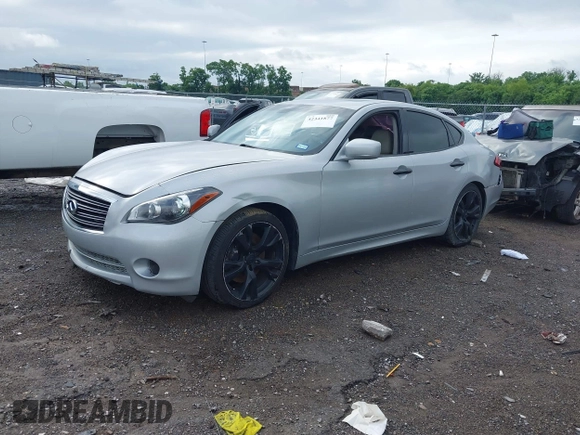 2012 Infiniti M z VIN JN1BY1AP4CM330257, wystawiony jako IAAI lot #42341877 z przebiegiem 119 023 mil mil oraz . Historia ofert i sprzedaży dostępna na DreamBid. Obrazek 2.