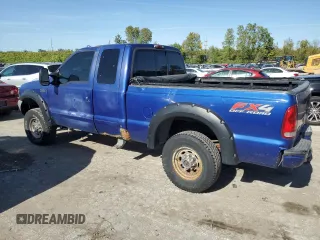 2003 Ford Super Duty F-250 XL with VIN 1FTNX21L33EB28441, listed as a Copart auction lot 72505504 with 243,846 mi miles and Salvage Title. Bid and sale history available at carsss.com. Image 2.