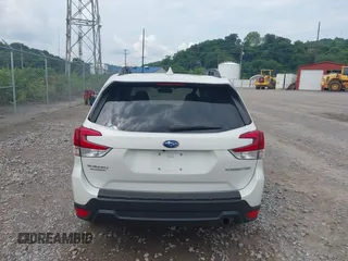 2019 Subaru Forester Limited with VIN JF2SKAUC0KH535445, listed as a IAAI auction lot 42628804 with 16,742 mi miles and . Bid and sale history available at DreamBid. Image 17.