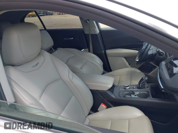 2019 Cadillac XT4 AWD Premium Luxury with VIN 1GYFZDR48KF131619, listed as a IAAI auction lot 42202281 with 67,048 mi miles and . Bid and sale history available at DreamBid. Image 5.