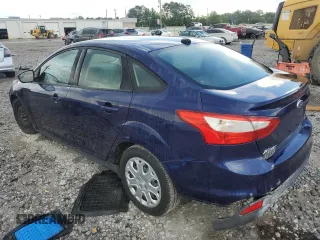 2012 Ford Focus SE with VIN 1FAHP3F20CL164382, listed as a Copart auction lot 59713395 with 146,858 mi miles and Clean title. Bid and sale history available at DreamBid. Image 2.