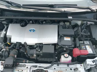 2018 Toyota Prius Plus z VIN JTDKARFP7J3100143, wystawiony jako IAAI lot #42271298 z przebiegiem 55 583 mil mil oraz . Historia ofert i sprzedaży dostępna na DreamBid. Obrazek 20.