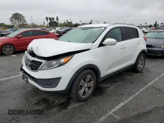2013 Kia Sportage LX with VIN KNDPB3A25D7448208, listed as a Copart auction lot 49738295 with 161,551 mi miles and Salvage Title. Bid and sale history available at carsss.com. Image 1.