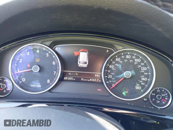 2016 Volkswagen Touareg Sport with VIN WVGEF9BP4GD012265, listed as a IAAI auction lot 41208383 with 69,205 mi miles and . Bid and sale history available at DreamBid. Image 7.