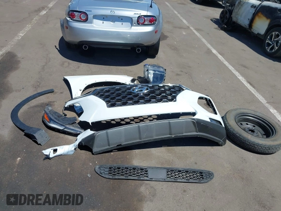 2020 Hyundai Santa Fe Limited with VIN 5NMS5CAD8LH209374, listed as a IAAI auction lot 42212130 with 32,378 mi miles and . Bid and sale history available at DreamBid. Image 12.