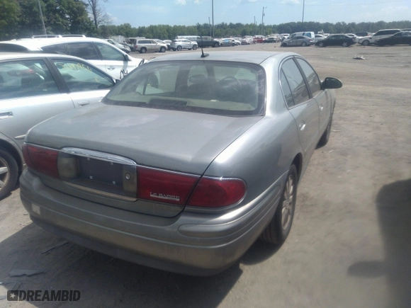 2005 Buick LeSabre Limited with VIN 1G4HR54K85U144277, listed as a IAAI auction lot 39722522 with 232,867 mi miles. Bid and sale history available at carsss.com. Image 4.