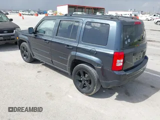 2015 Jeep Patriot Sport z VIN 1C4NJPBA6FD236123, wystawiony jako IAAI lot #41847309 z przebiegiem 158 258 mil mil oraz . Historia ofert i sprzedaży dostępna na DreamBid. Obrazek 3.