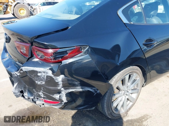 2020 Mazda 3 Select with VIN 3MZBPACL4LM127431, listed as a IAAI auction lot 42449767 with 203,904 mi miles and . Bid and sale history available at DreamBid. Image 20.