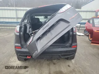 2022 Jeep Cherokee Trailhawk with VIN 1C4PJMBX3ND540147, listed as a Copart auction lot 49957245 with Not Provided miles and Salvage Title. Bid and sale history available at DreamBid. Image 6.