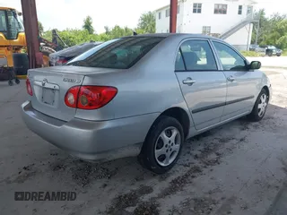 2007 Toyota Corolla CE z VIN 2T1BR32E67C781017, wystawiony jako IAAI lot #42502751 z przebiegiem 206 224 mil mil oraz . Historia ofert i sprzedaży dostępna na DreamBid. Obrazek 4.