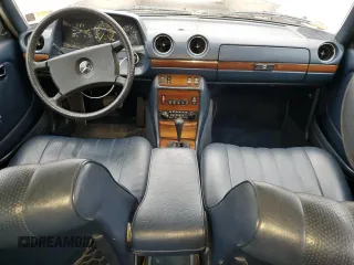 1983 Mercedes-Benz 300 D с VIN WDBAB33A6DB021786, выставлен на аукционе Copart как лот 48110185 с пробегом 152 934 миль миль и На запчасти • Non repairable. История ставок и продаж доступна на DreamBid. Изображение 8.