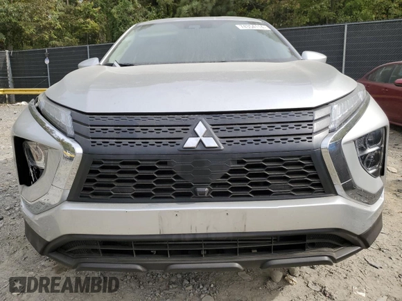 2023 Mitsubishi Eclipse Cross ES z VIN JA4ATUAA1PZ052103, wystawiony jako Copart lot #74354114 z przebiegiem 56 601 mil mil oraz Szkoda całkowita • Salvage title. Historia ofert i sprzedaży dostępna na DreamBid. Obrazek 5.