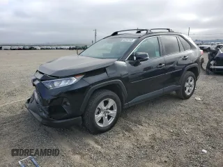 2019 Toyota RAV4 XLE with VIN 2T3P1RFV0KC054000, listed as a Copart auction lot 55255165 with 72,526 mi miles and Salvage title. Bid and sale history available at DreamBid. Image 1.