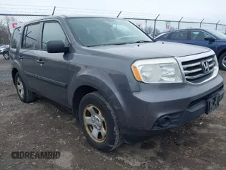 2015 Honda Pilot LX with VIN 5FNYF4H20FB071062, listed as a IAAI auction lot 41944976 with 170,261 mi miles. Bid and sale history available at carsss.com. Image 1.