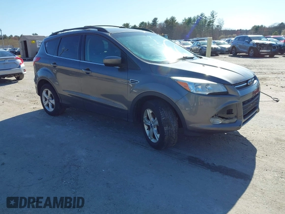 2013 Ford Escape SE with VIN 1FMCU9G9XDUA02777, listed as a IAAI auction lot 42011262 with 190,274 mi miles. Bid and sale history available at carsss.com. Image 1.