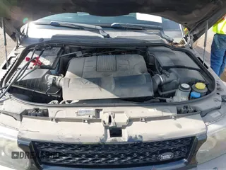 2013 Land Rover Range Rover Sport HSE Lux with VIN SALSK2D42DA788963, listed as a IAAI auction lot 42526592 with 150,522 mi miles and . Bid and sale history available at DreamBid. Image 10.