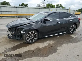 2016 Nissan Maxima Platinum z VIN 1N4AA6APXGC403823, wystawiony jako Copart lot #59805485 z przebiegiem 220 838 mil mil oraz Szkoda całkowita • Salvage title. Historia ofert i sprzedaży dostępna na DreamBid. Obrazek 1.