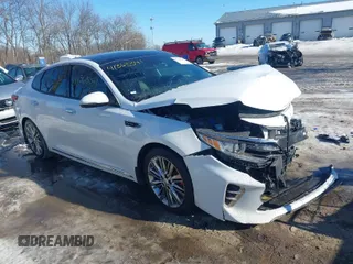 2016 Kia Optima SXL Turbo with VIN 5XXGV4L23GG073151, listed as a IAAI auction lot 41363341 with 74,226 mi miles. Bid and sale history available at carsss.com. Image 1.