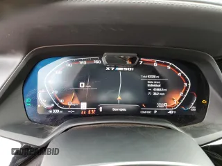 2020 BMW X7 M50i z VIN 5UXCX6C04L9B99921, wystawiony jako Copart lot #56665755 z przebiegiem 63 328 mil mil oraz Szkoda całkowita • Salvage title. Historia ofert i sprzedaży dostępna na DreamBid. Obrazek 9.