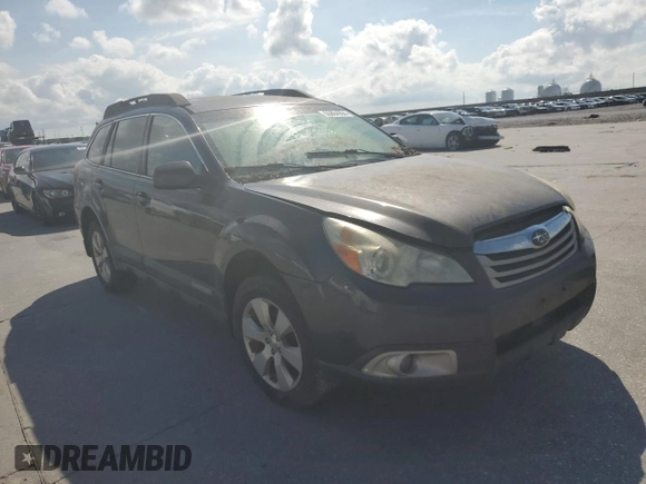 2010 Subaru Outback Premium All-Weather Anniversary z VIN 4S4BRBGCXA3343436, wystawiony jako Copart lot #55884994 z przebiegiem Nie podano mil oraz Szkoda całkowita • Salvage title. Historia ofert i sprzedaży dostępna na DreamBid. Obrazek 4.