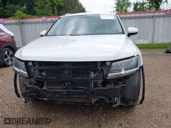2019 Volkswagen Tiguan SE with VIN 3VV3B7AX6KM018161, listed as a IAAI auction lot 42279398 with 96,534 mi miles and . Bid and sale history available at DreamBid. Image 13.