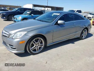 2013 Mercedes-Benz E 550 с VIN WDDKJ7DB2DF185221, выставлен на аукционе Copart как лот 46953475 с пробегом 89 156 миль миль и Списание • Salvage title. История ставок и продаж доступна на DreamBid. Изображение 1.