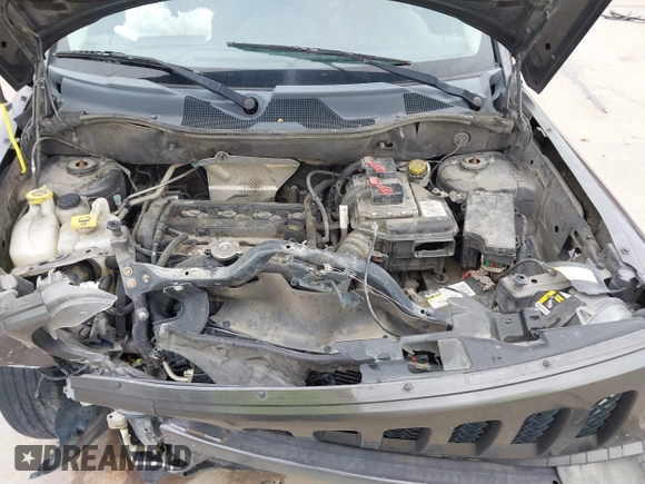 2015 Jeep Patriot Altitude Edition with VIN 1C4NJPBA3FD419477, listed as a IAAI auction lot 41878058 with 174,652 mi miles. Bid and sale history available at carsss.com. Image 10.