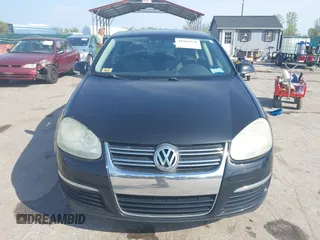 2008 Volkswagen Jetta SE with VIN 3VWRZ71K48M160894, listed as a IAAI auction lot 41982930 with 219,369 mi miles and . Bid and sale history available at DreamBid. Image 12.