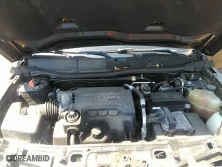 2006 Chevrolet Equinox LS with VIN 2CNDL13F266185839, listed as a IAAI auction lot 42082046 with 104,475 mi miles. Bid and sale history available at carsss.com. Image 10.