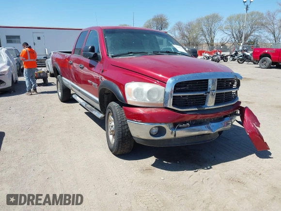 2006 Dodge 2500 SLT with VIN 1D7KS28C76J233704, listed as a IAAI auction lot 42049532 with 297,783 mi miles. Bid and sale history available at carsss.com. Image 1.
